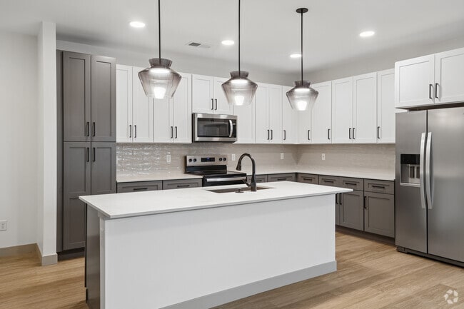 Colfax 2BR, 2BA - 1,190SF - Kitchen