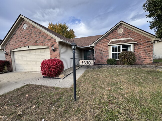 Photo - 4630 Welton St