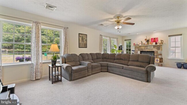 Photo - 152 Granite Rd