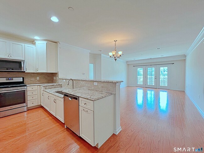 Photo - 113 Center Meadow Ln Unit 113