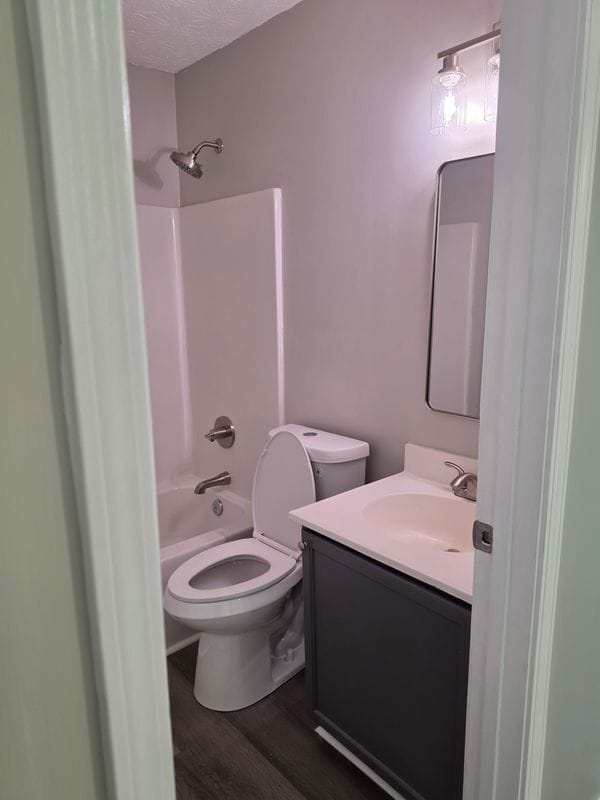 Photo - 515 Baron Dr