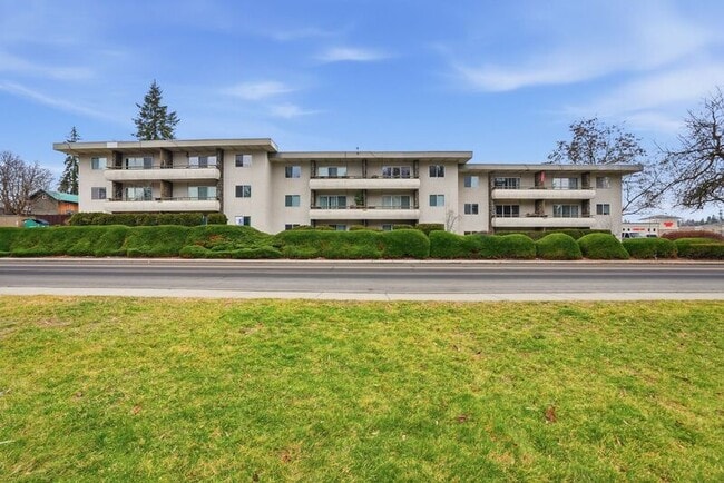 Building Photo - 3106 E 27th Ave