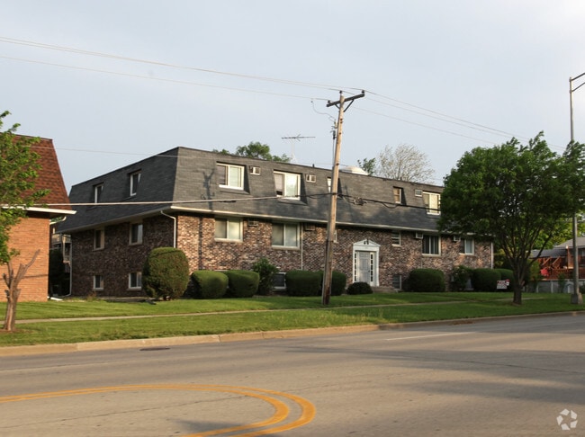 Photo - Twin Oaks West Apartments