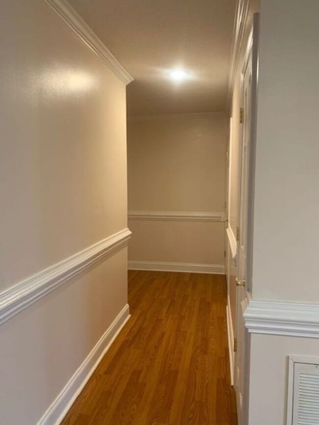 Photo - 2 bedroom 2 bath unit- Close to tanglewood! Unit D