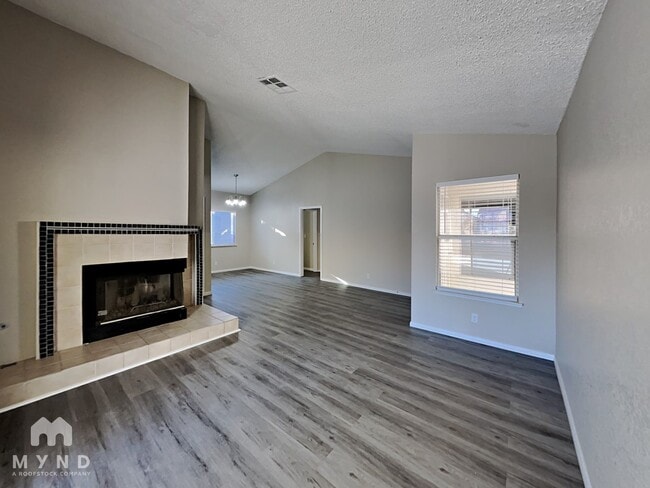 Photo - 5825 Goodsprings Ct