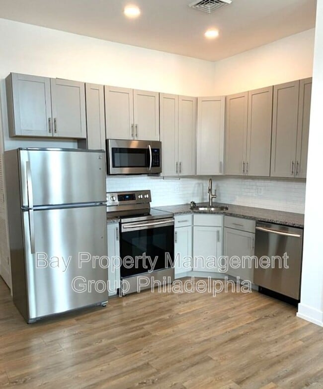 Building Photo - 221 W Main St Unit 6