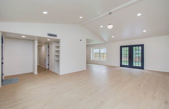 Photo - 6903 Blue Ridge Dr