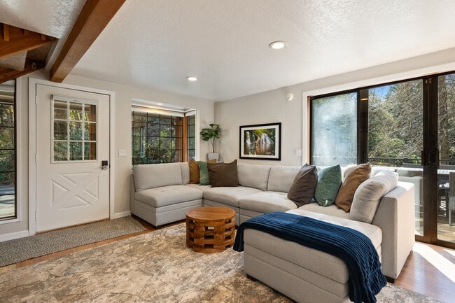 Photo - 45612 SE Edgewick Rd