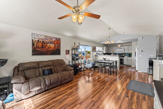 Photo - 6531 Passing Sky Dr