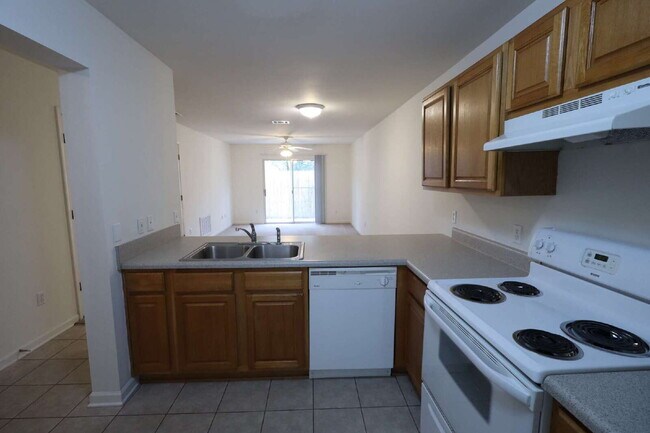 Photo - Spacious 2 story townhome with garage!
