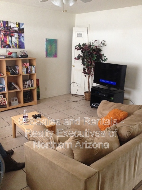 Photo - 2703 N Rose St