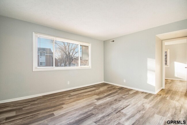 Photo - 901 James Pkwy Unit 5