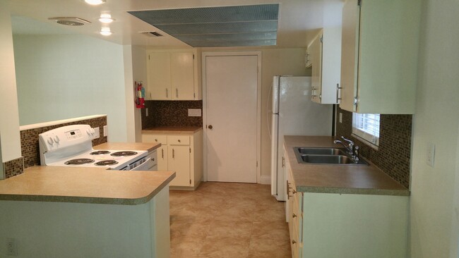 Photo - 3 Bedroom, 2 Bath in Idylwild area