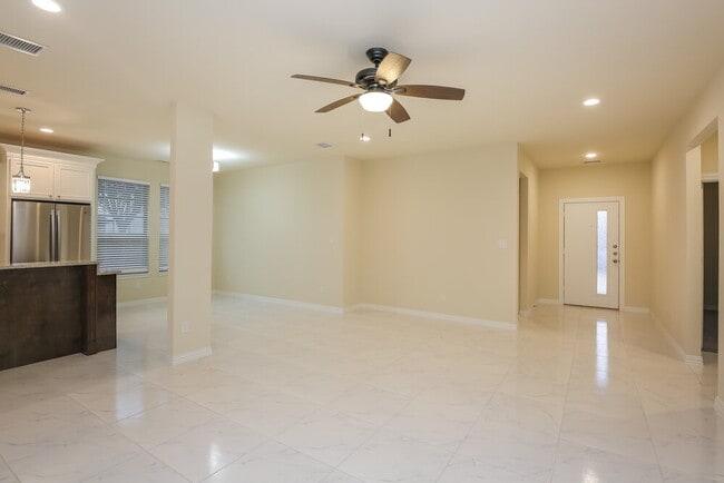 Photo - 1314 Roan Dr