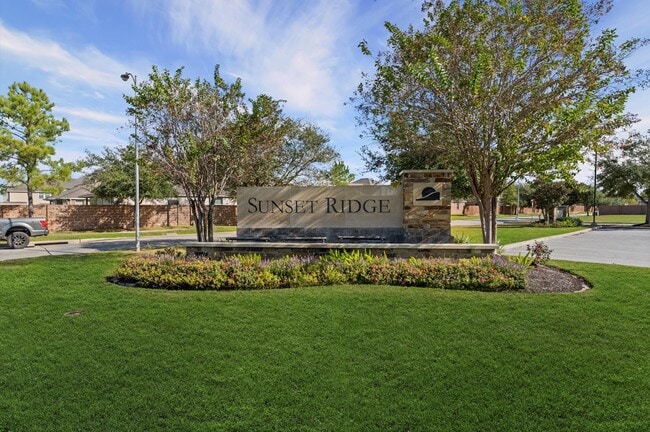 Photo - 15107 Summer Sunset Dr