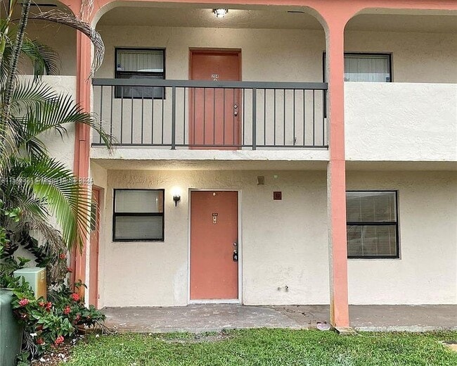 Building Photo - 861 NE 209th Terrace Unit 204 Rental