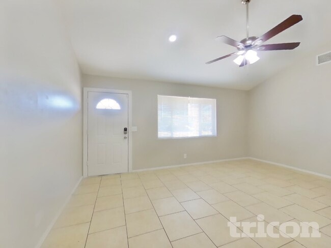 Photo - 3234 W Larkspur Dr