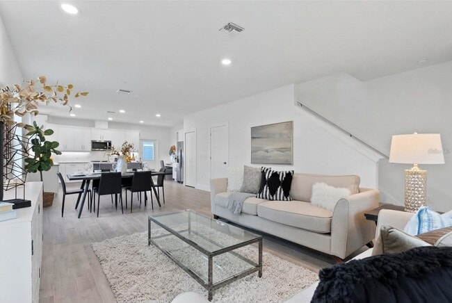 149 N Ring Ave