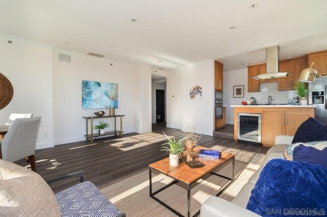 Photo - 702 Ash St Unidad 1103