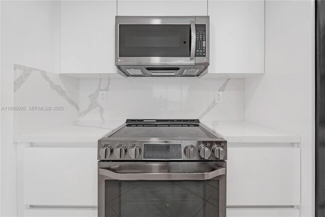 Photo - 7601 E Treasure Dr Unit 819