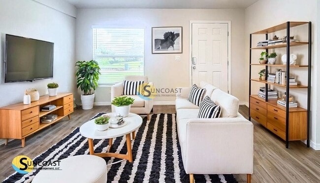 Building Photo - 11395 Kimberly Ave