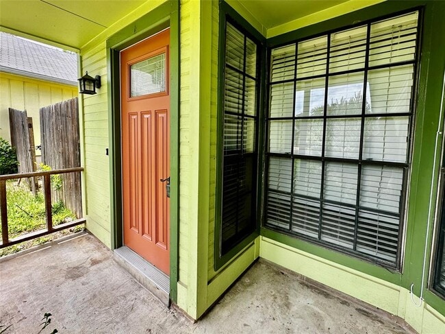 Photo - 11612 Fruitwood Pl