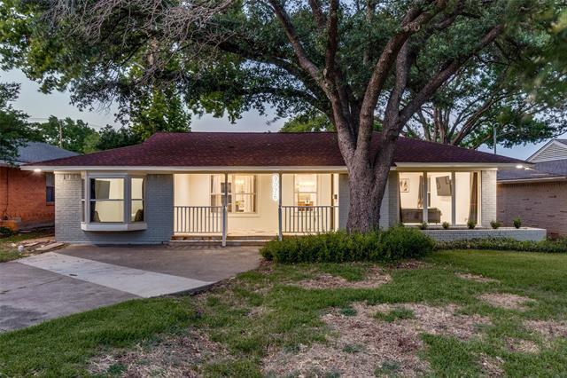 9026 Livenshire Dr