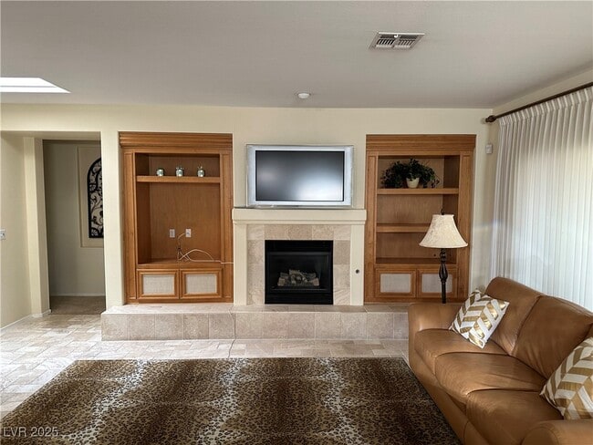 Photo - 1896 Hovenweep St