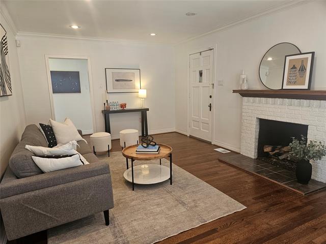 Photo - 7010 Vivian Ave