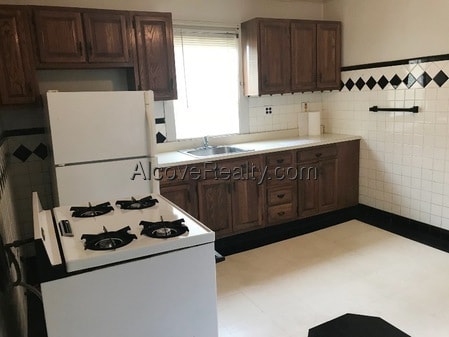 Photo - 74 Otis St Unit 2R