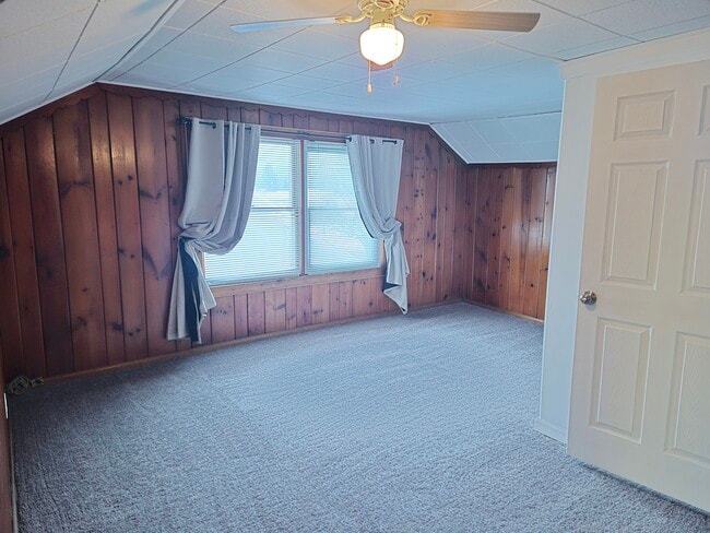 Living Room 1 - 504 N Rath Ave