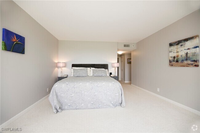 Building Photo - 4051 Gulf Shore Blvd N Unit 700 Rental