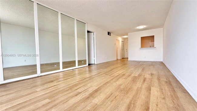 Photo - 1830 Dixieana St Unit 404