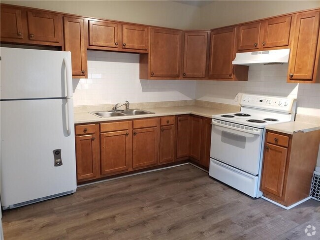 Building Photo - 36 Berkshire St Rental