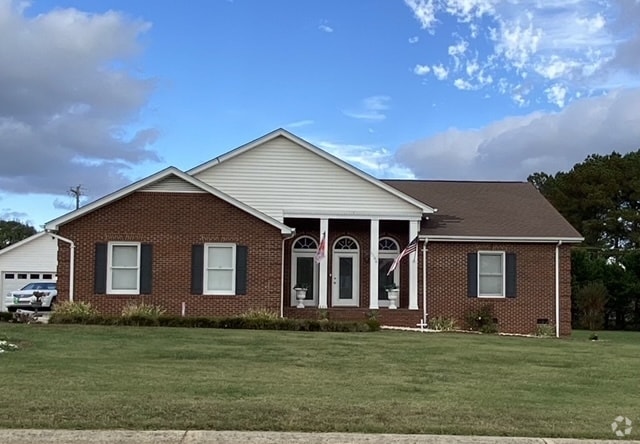 Building Photo - 5146 Olde School Dr Rental