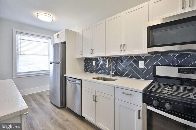 Photo - 4247 Locust St Apartment Unit 1B-1