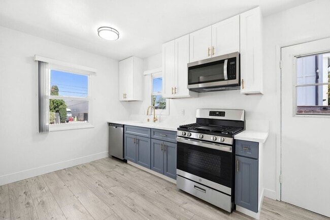 Photo - MYCORN &amp; HORVATH Unit 1614