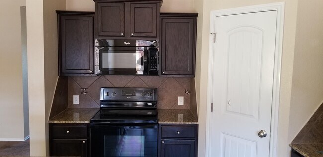 Photo - 2709 Curtis Dr