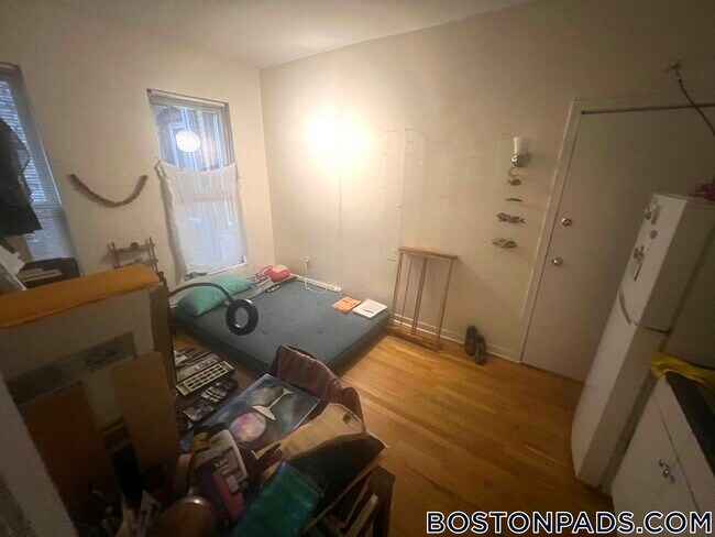 Photo - 53 S Huntington Ave Unidad 103