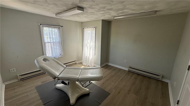 Photo - 108 phenix Ave