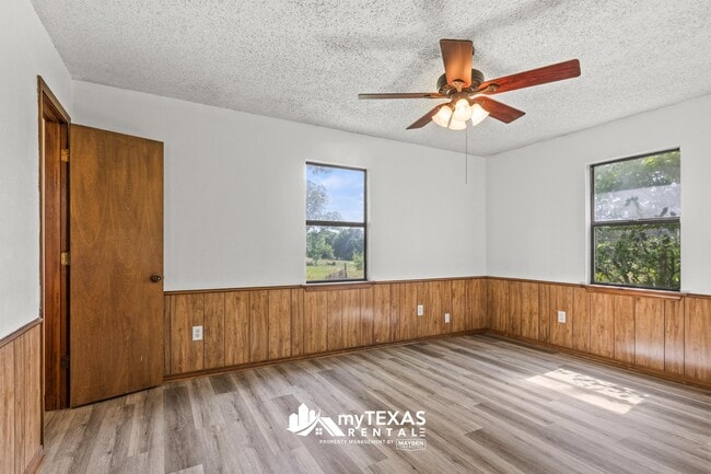 Photo - 2458 Green Hill Rd