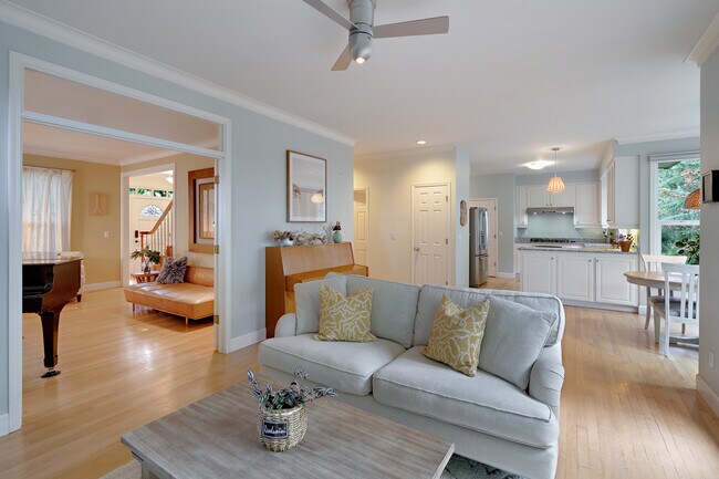 Photo - 4972 Hampton Ct