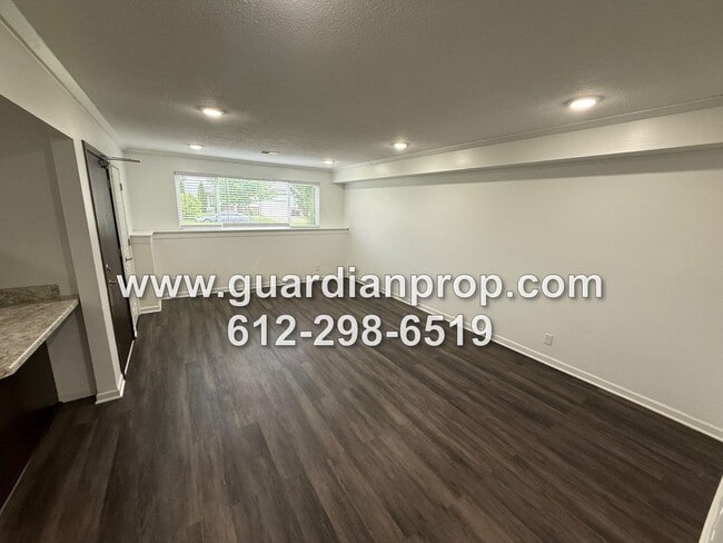 Photo - 5900 3rd St NE Unit #1