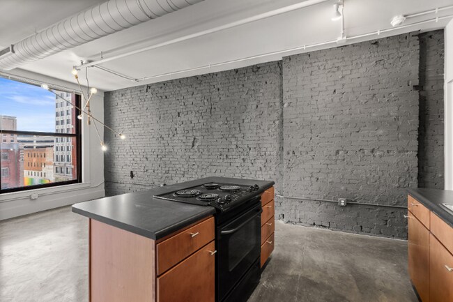 Photo - 1006 Olive St Unidad 502