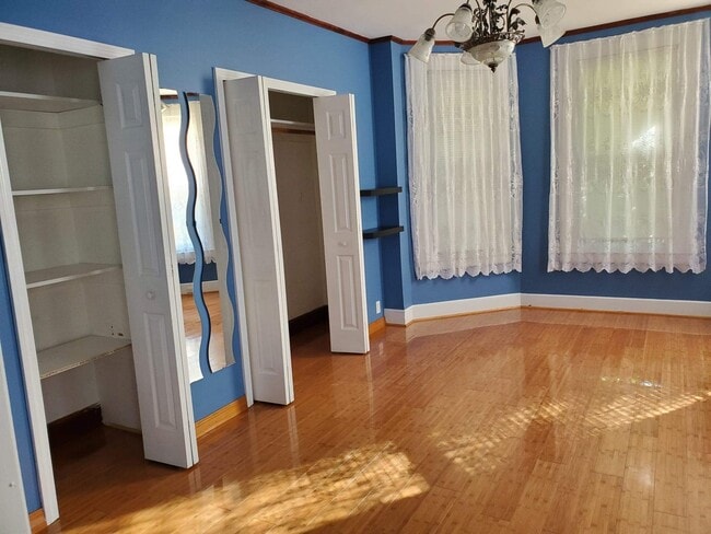 1st bedroom - 59 Taylor St Unit 1st floor