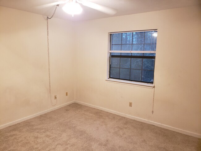 Photo - Woodrich Unit D