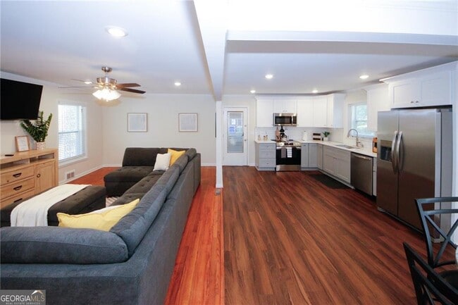 Photo - 1959 Shepherd Cir SW