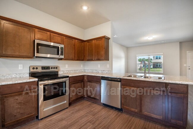 Photo - 1751 Eveningshade Ln