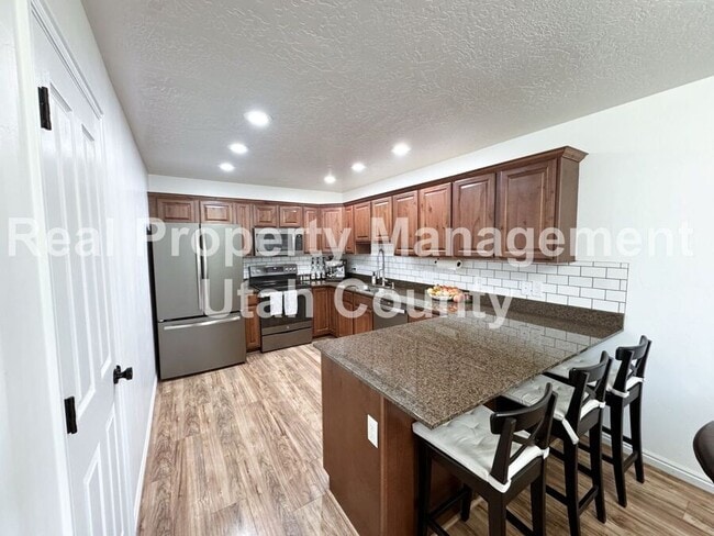 Building Photo - 1849 N Bountiful Wy