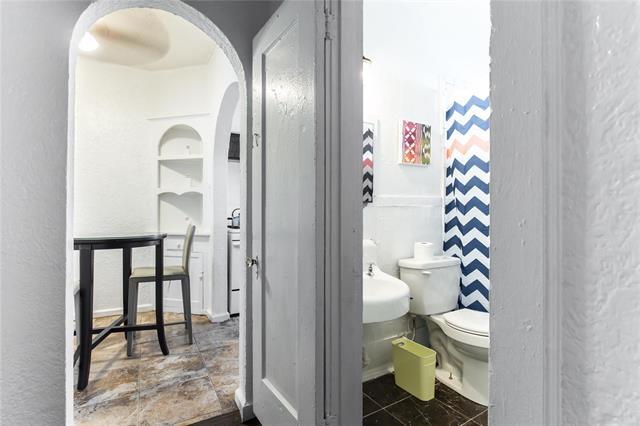 Photo - 320 W Canty St Unit 4